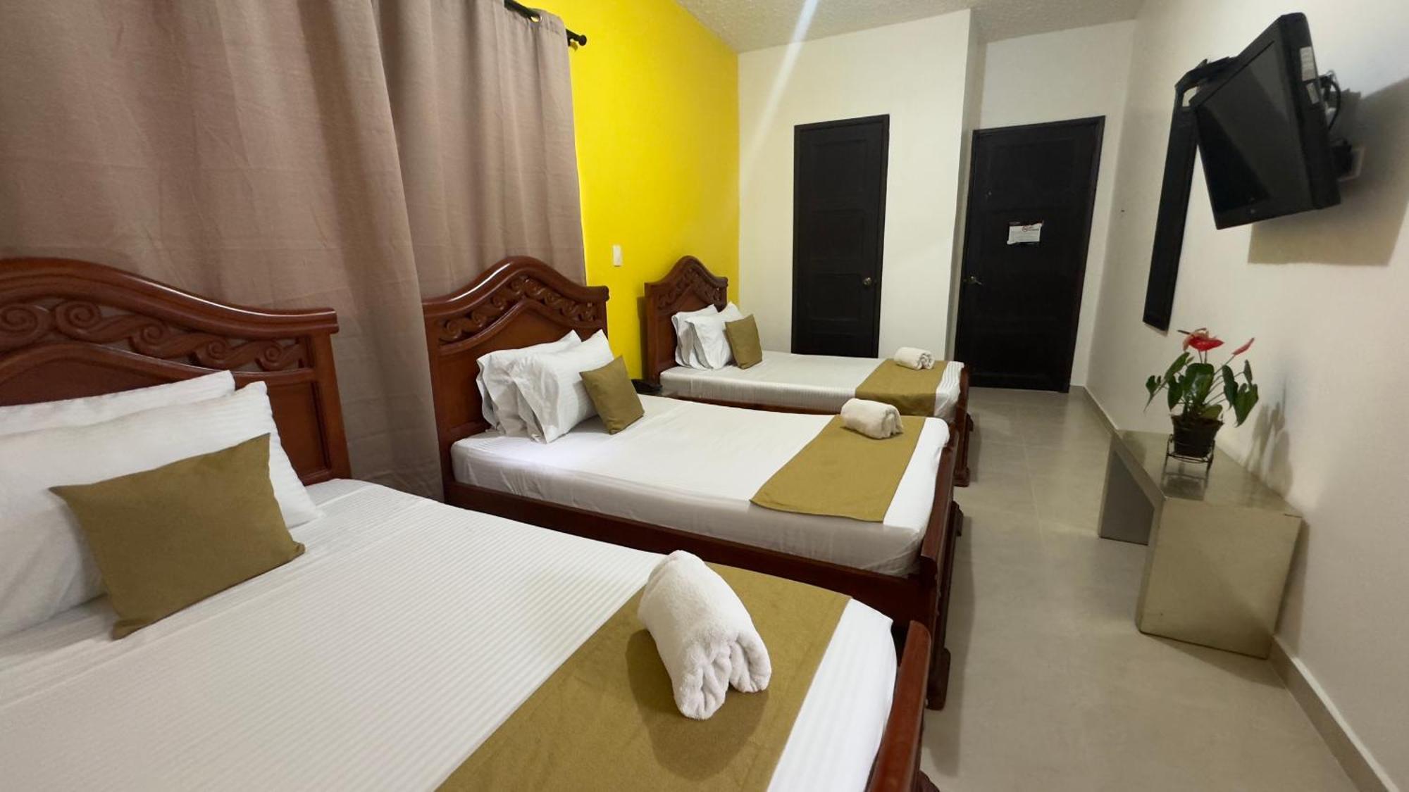 Hotel Cataluna - Soluciones Hoteleras Pereira Exterior photo